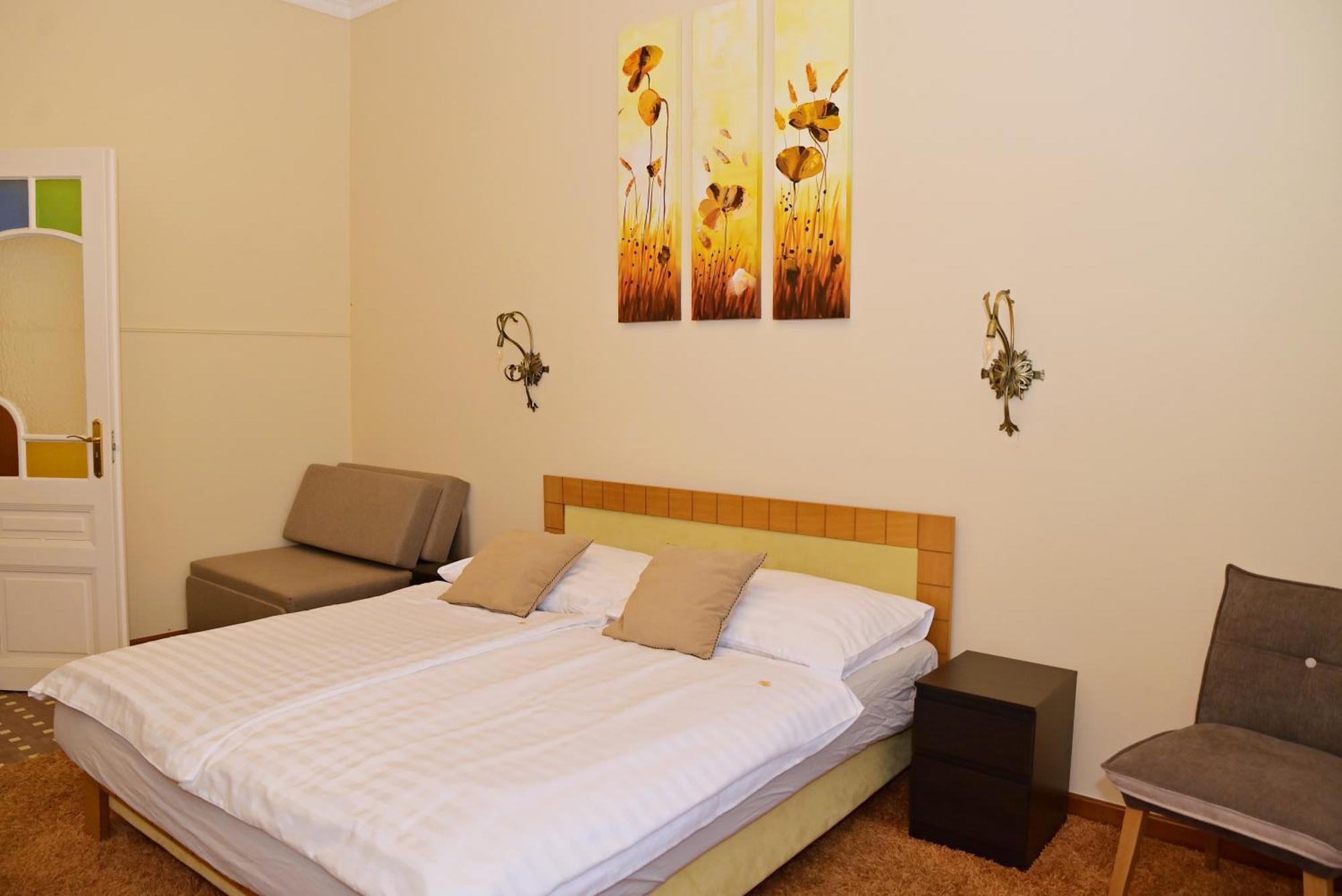 Makotel Apartmanhaz Exterior photo